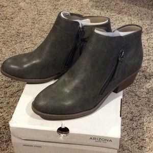 Arizona booties 💕